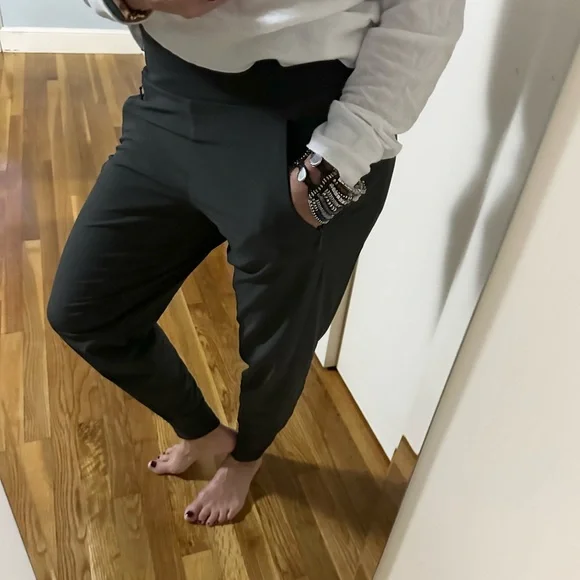 Athleta Soho (original) Lined Joggers-Charcoal - Picture 4 of 15